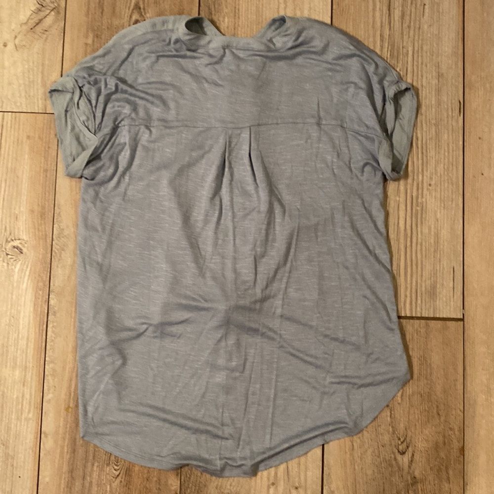 Universal Thread Medium Blouse Light Blue - Picture 6 of 6